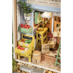 Miniaturehus byggest i tr med LED lys, Morning Fruit Store