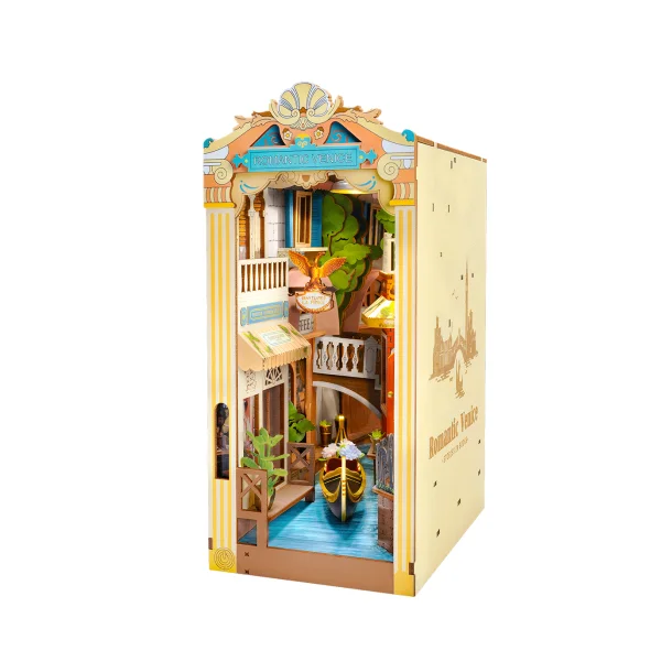 Bogreol miniaturehus byggest i tr med LED lys, Romantic Venice