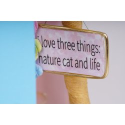 Miniaturehus byggest i tr med LED lys, Dora's Loft