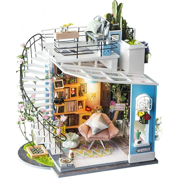 Miniaturehus byggest i tr med LED lys, Dora's Loft