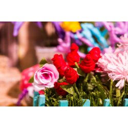 Miniaturehus byggest i tr med LED lys, Garden Entrance