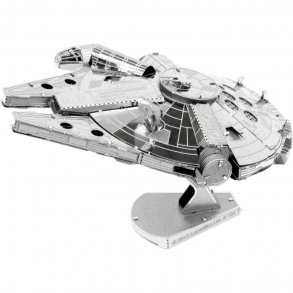 Star Wars Millennium Falcon metal byggest