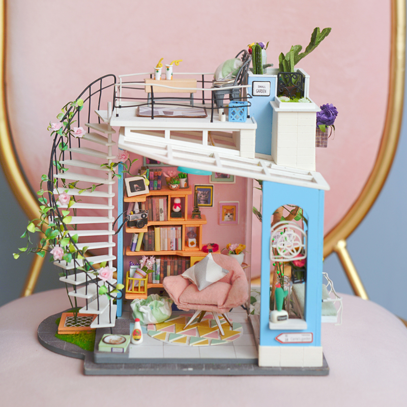 i træ med LED lys, Dora's Loft - Miniaturehuse og værelser - Gadgethuset.dk